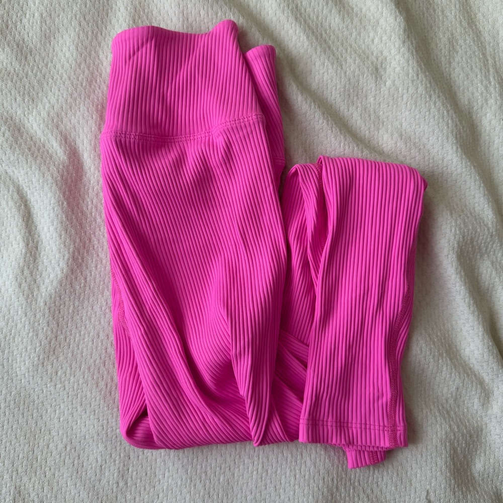 NWT Year of Ours Malibu Pink Veronica Legging